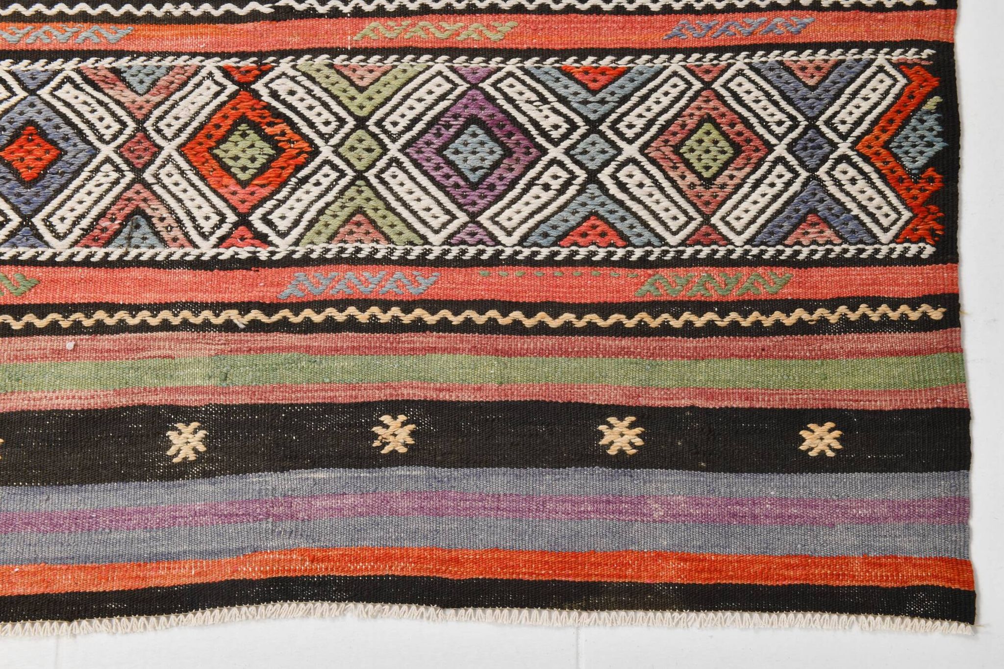 Traditional Oriental Carpet, Turkish Kilim Rug, 174x236 Cm