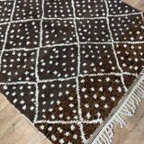 Traditional Berber rug dyed with walnut 240 x 150 cm