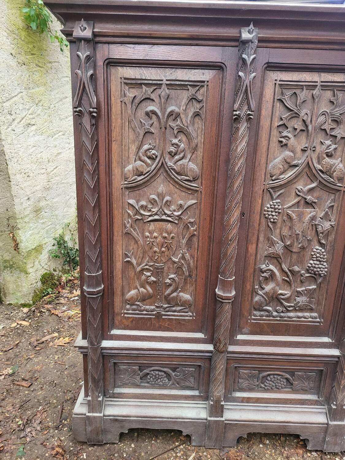 Large buffet / carved oak wardrobe – Neo-Gothic decor –