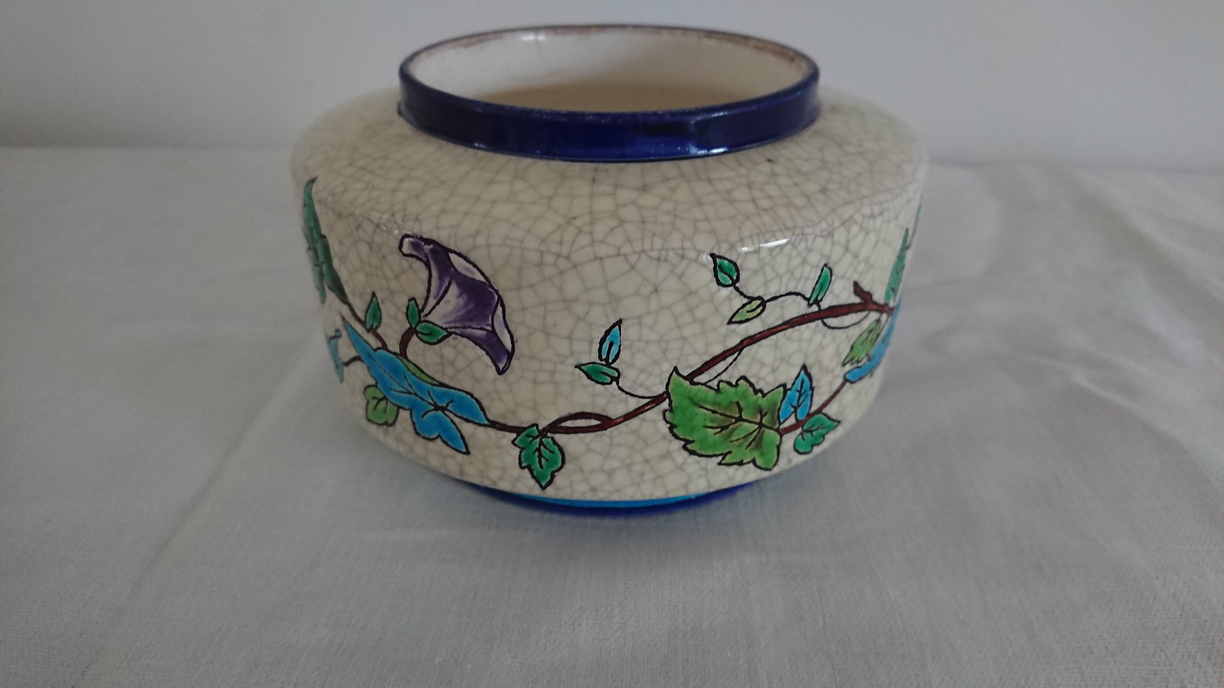 Longwy pot