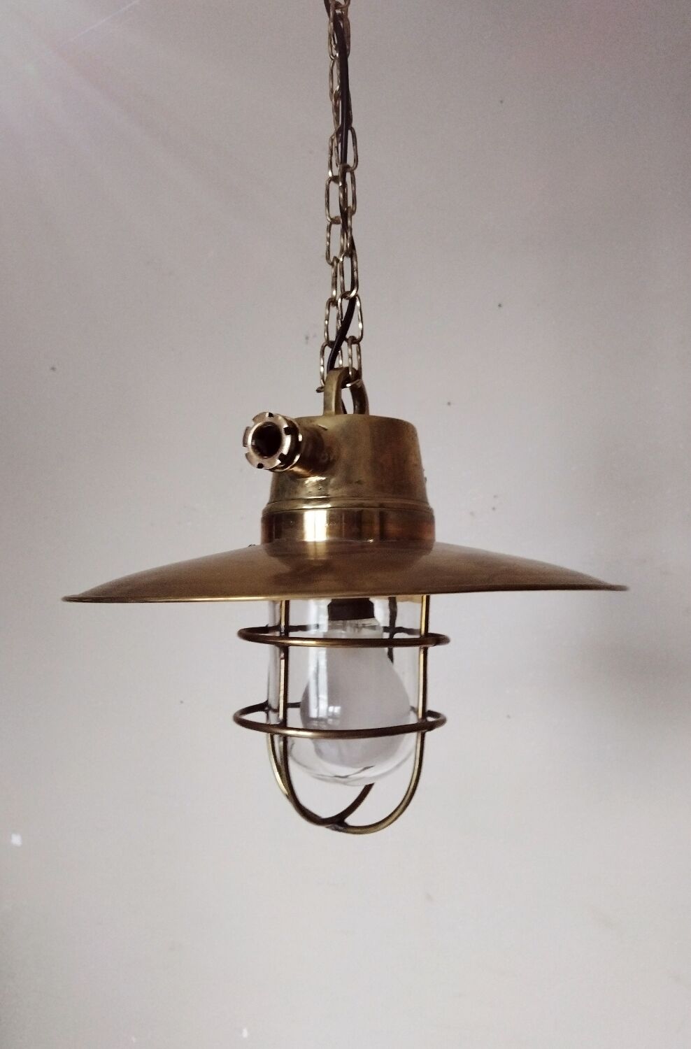 Genuine brass boat suspension
