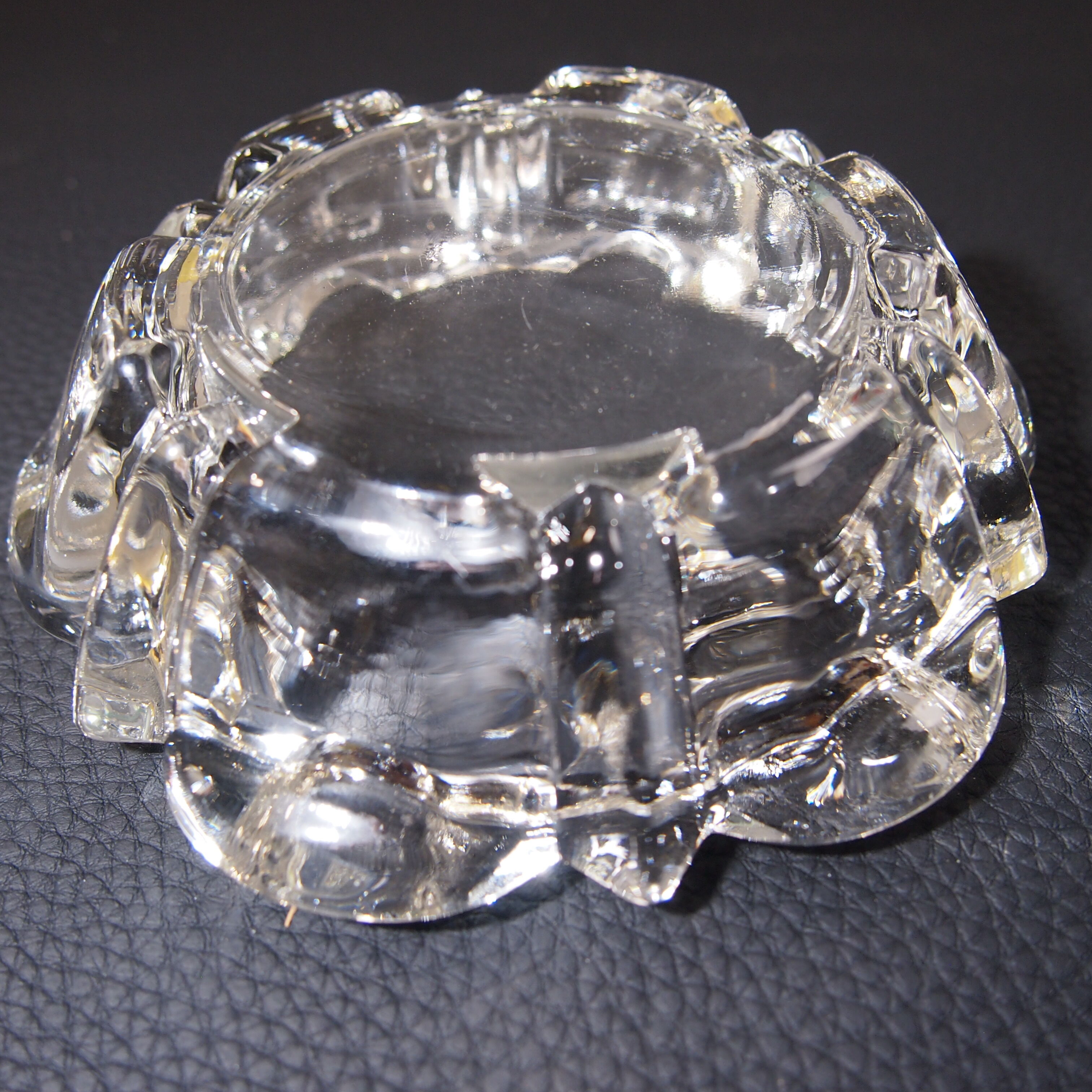 Cendrier en verre cristal