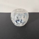 White clichy glass globe