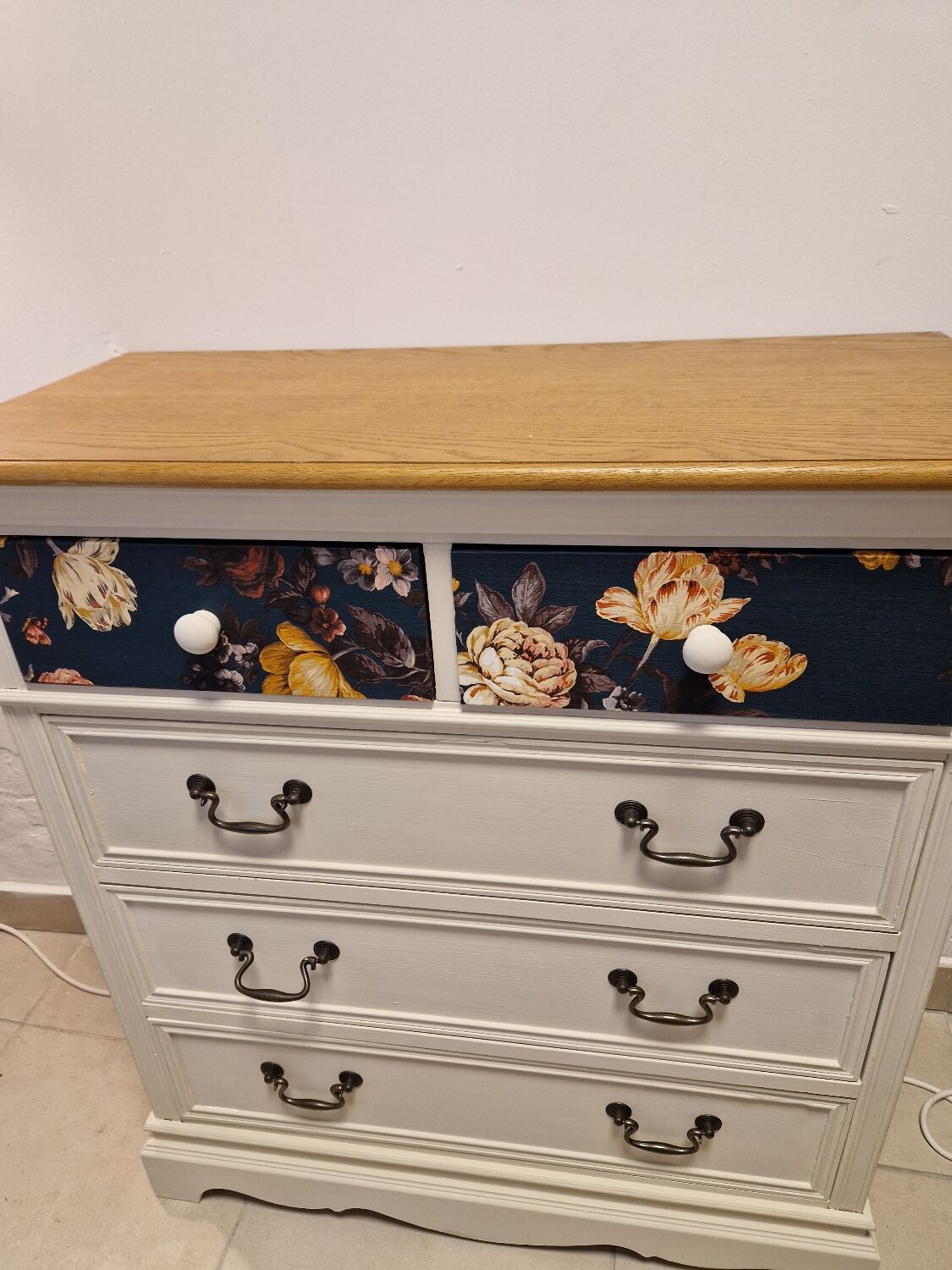 Flowered chest of drawers