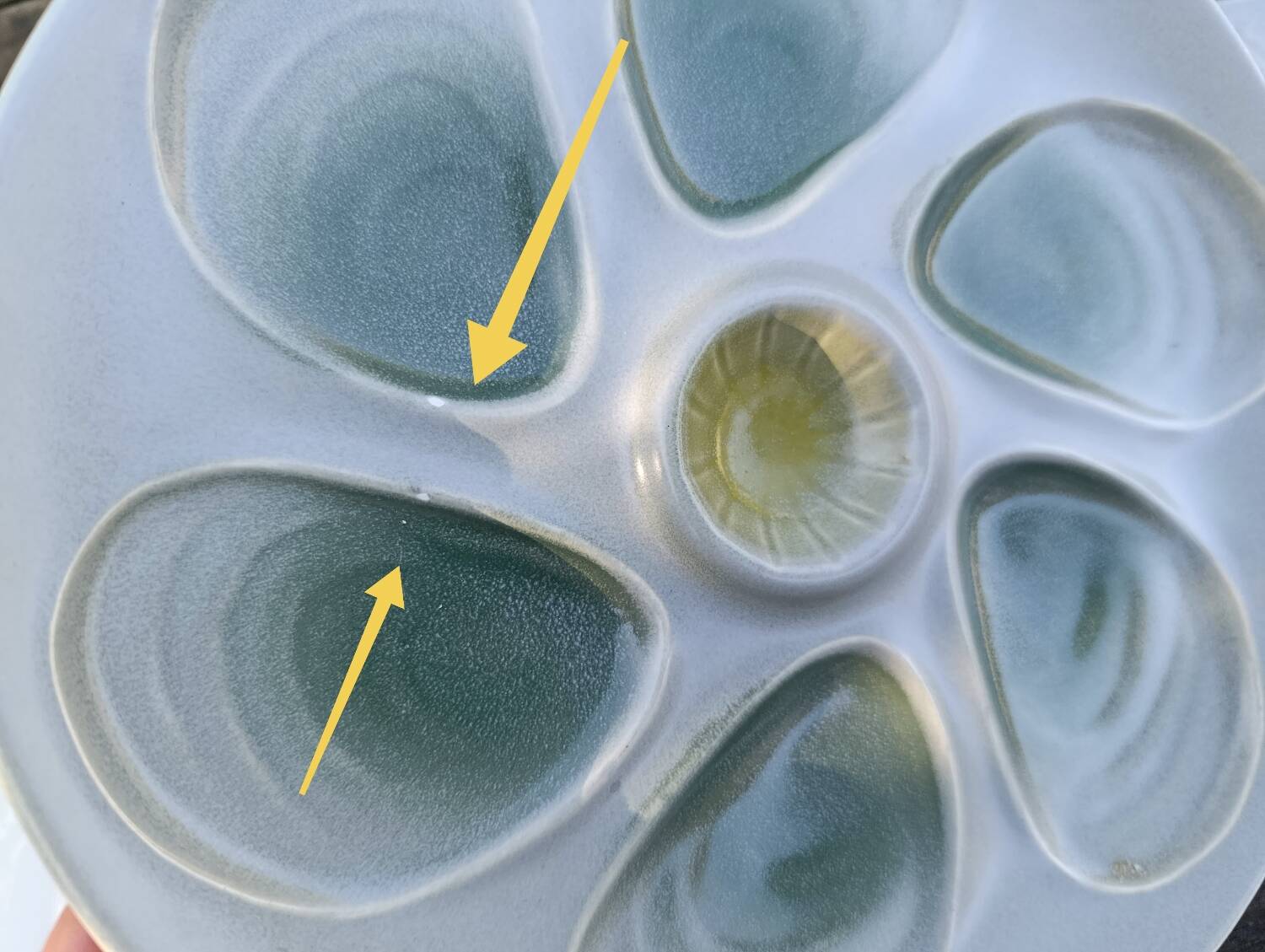 4 green/yellow oyster plates from Salins, 1970