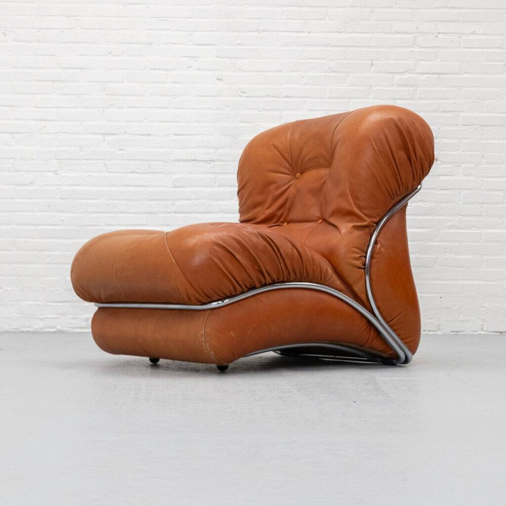Italian Corolla lounge chair by I.P.E 1970s