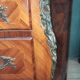 Commode style Louis XV en marqueterie de fleurs