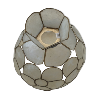 Brass mother-of-pearl suspension