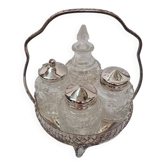 Condiment service from 1980