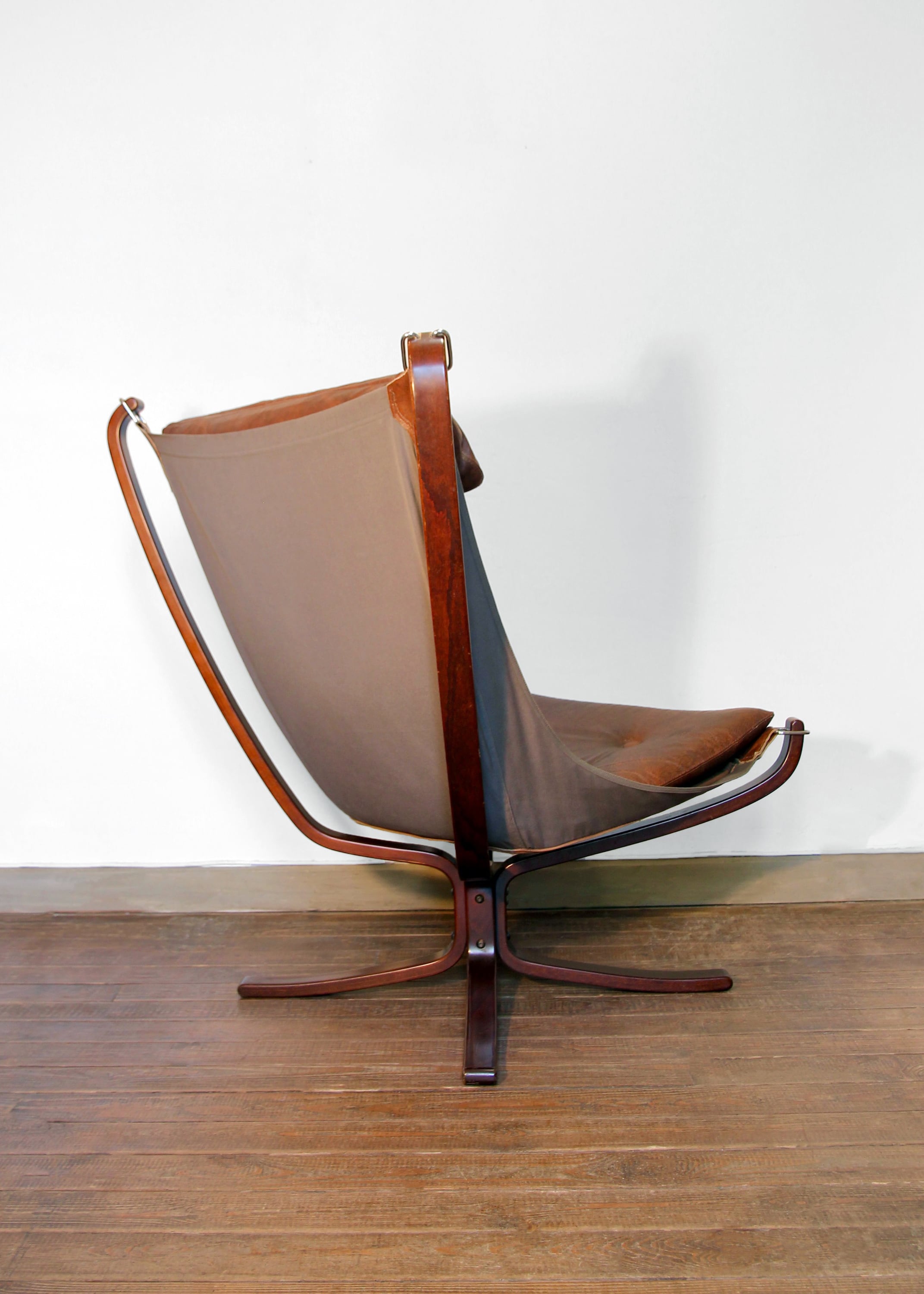 Falcon armchair and ottoman sound, Sigurd Ressell, 70s