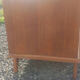 Vintage oak sideboard with splayed legs from the 1950s.