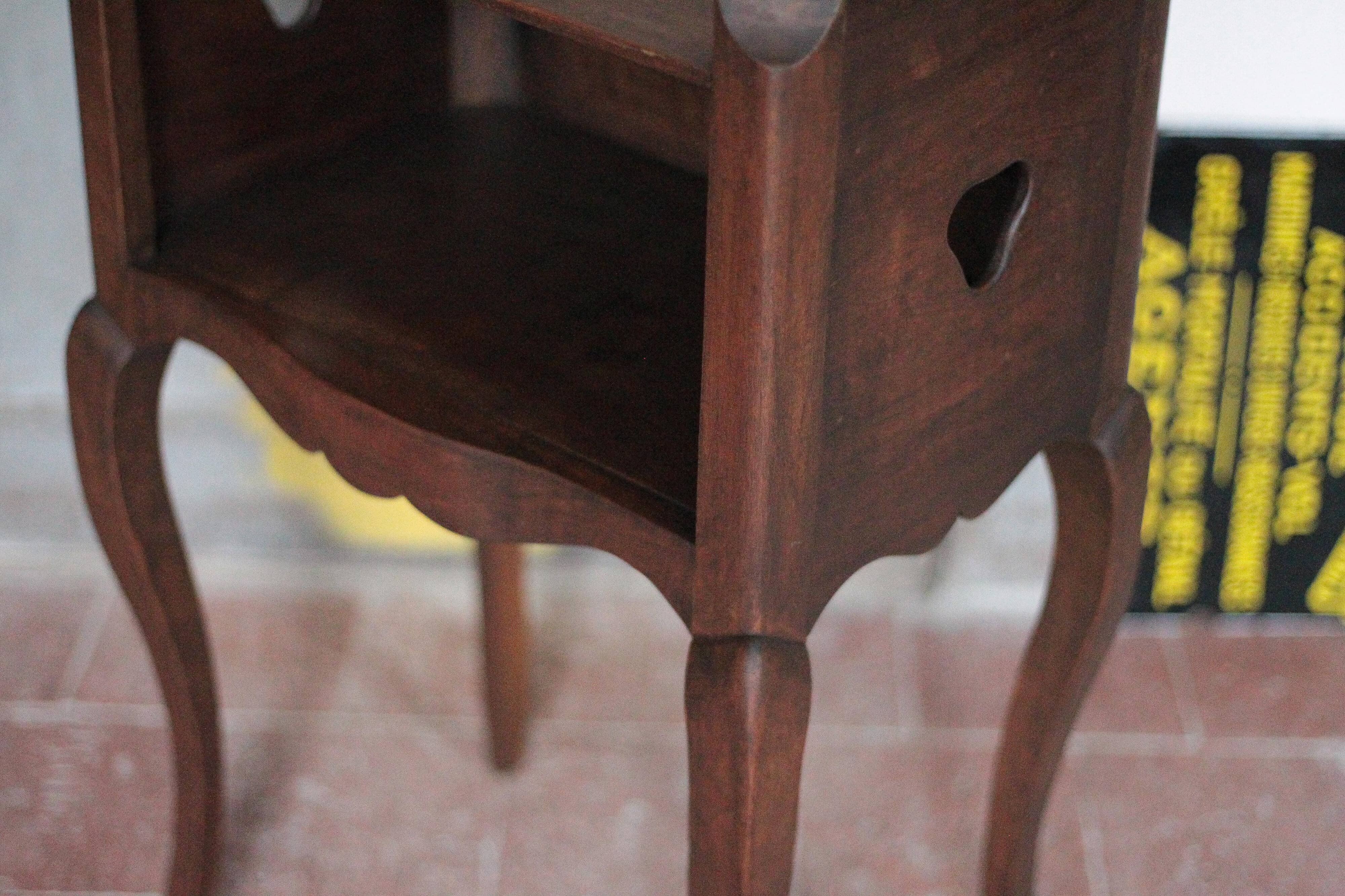 Table de chevet , table de nuit bois, meuble d'appoint