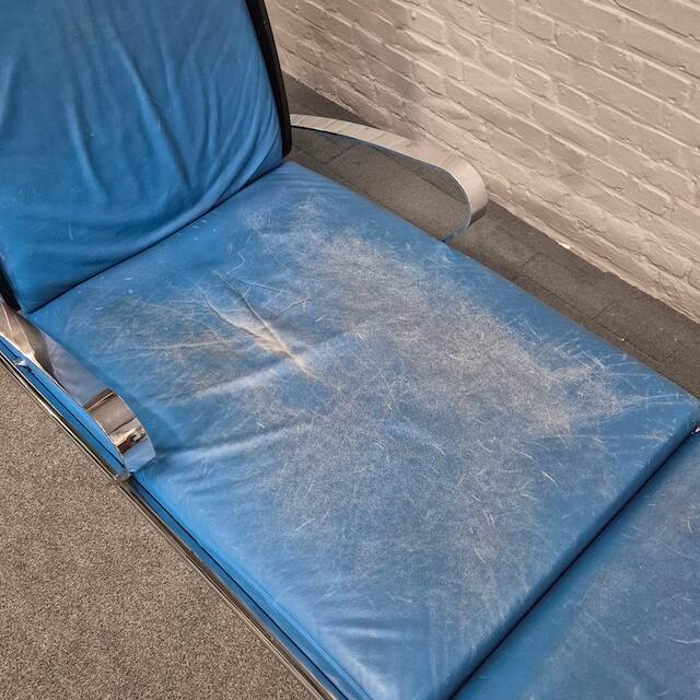 Blue leather lounge chair futuro 3 by massimo iosa ghini for moroso - italy 1980's