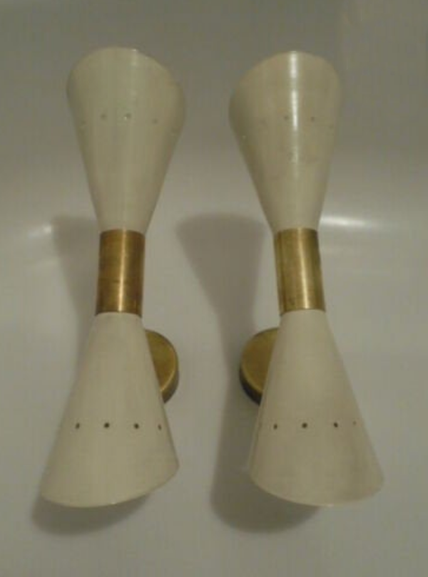 Parie d'appliques dans le style des créations italiennes des années 50-60's