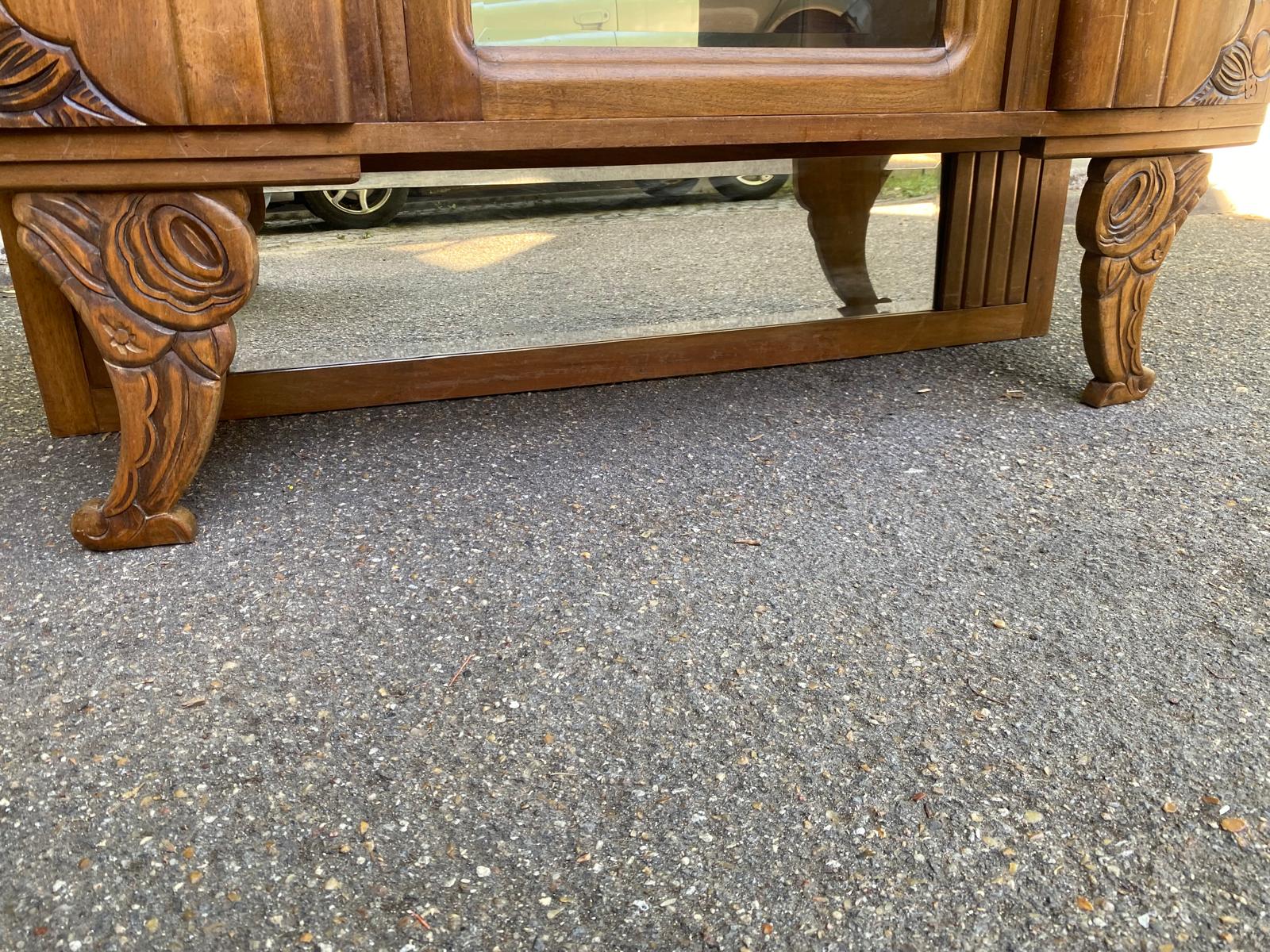 Art Deco sideboard top, low display cabinet in solid wood and mirror from the 1940s.