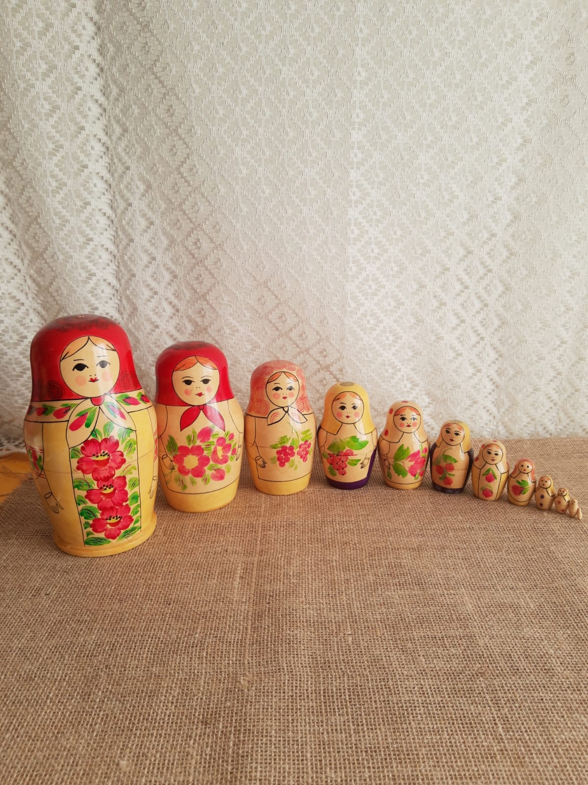 Set of 12 Russian nesting dolls - vintage