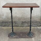 Old bistro table/foot cast iron floral decoration