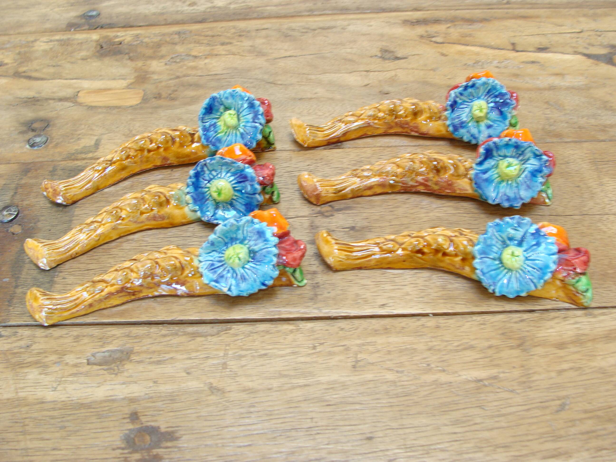 Vintage slip knife holder