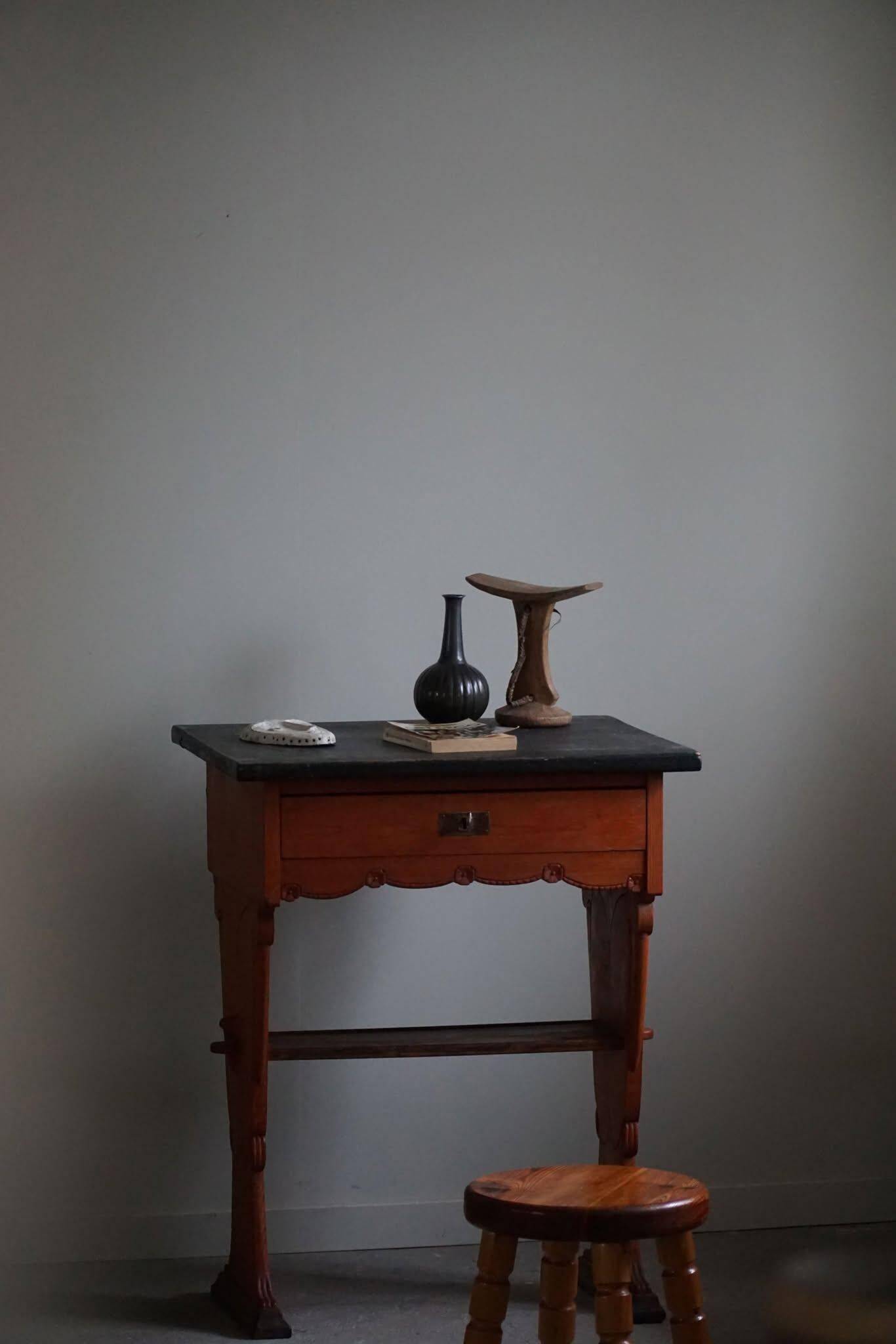 Swedish Gustavian 19th-century bureau / side table, handcrafted and antique