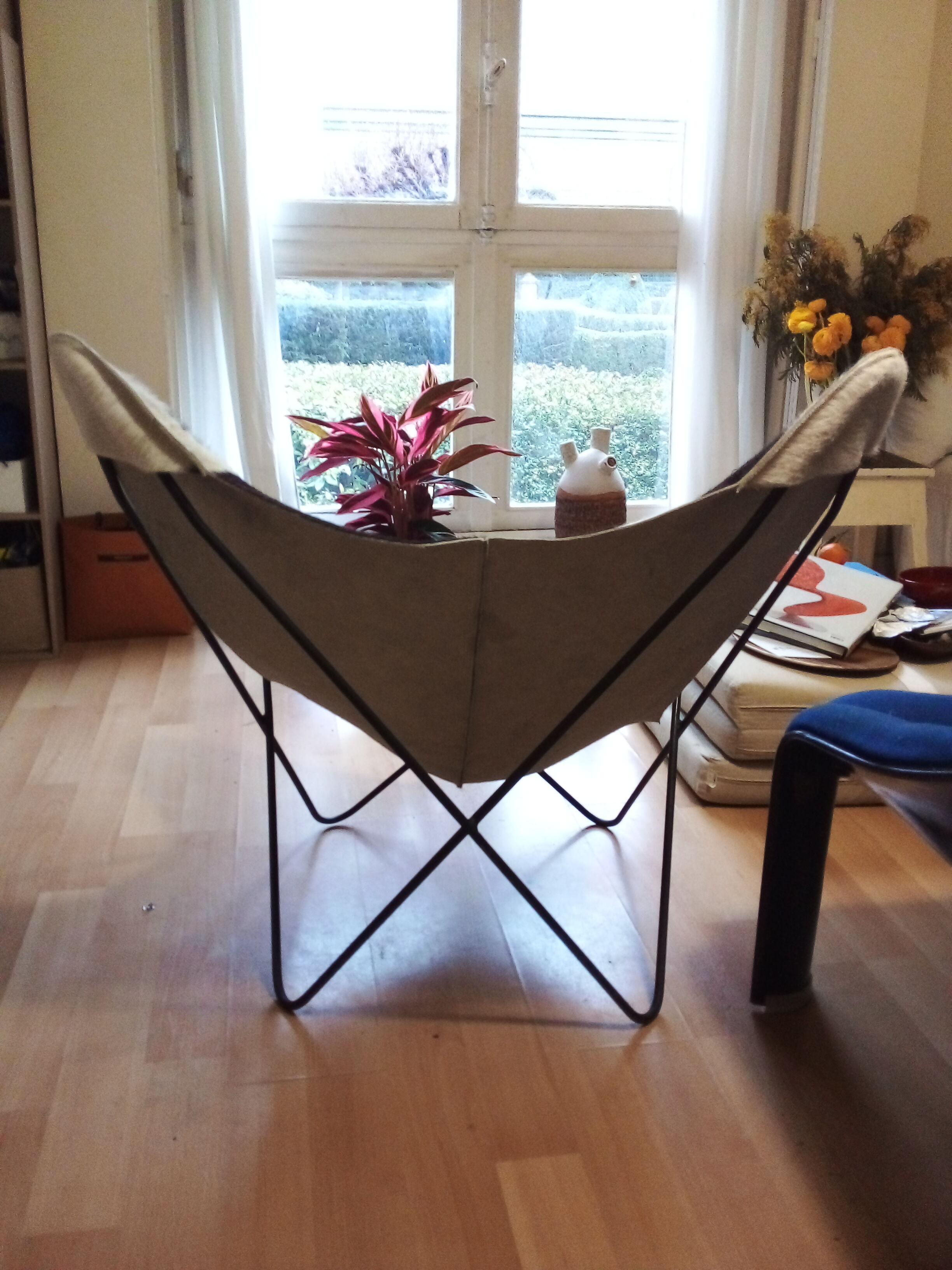 AA Butterfly Chair - Cow skin