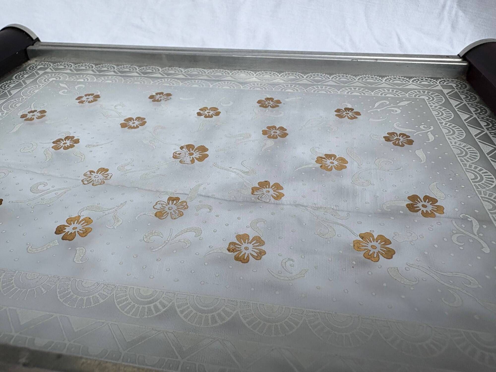 Small Art Deco tray in etched glass and chrome-plated metal – 1930s/40s