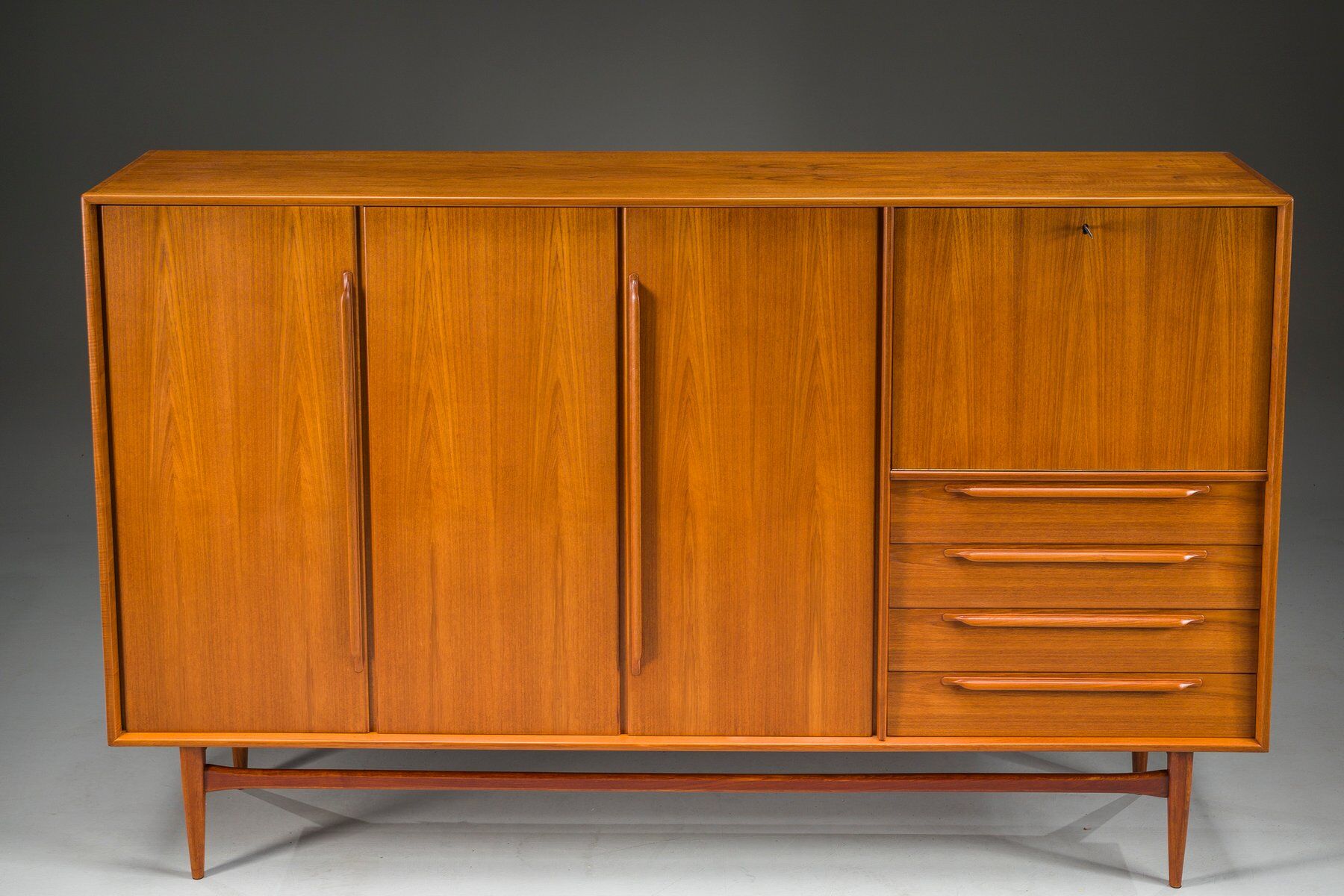 Highboard by Heinrich Riestenpatt for RT 200 Möbel, Germany, 1960s