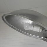Industrial street lamp with aluminum shade