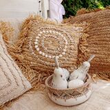 Shelly cushion in raffia, 40x40