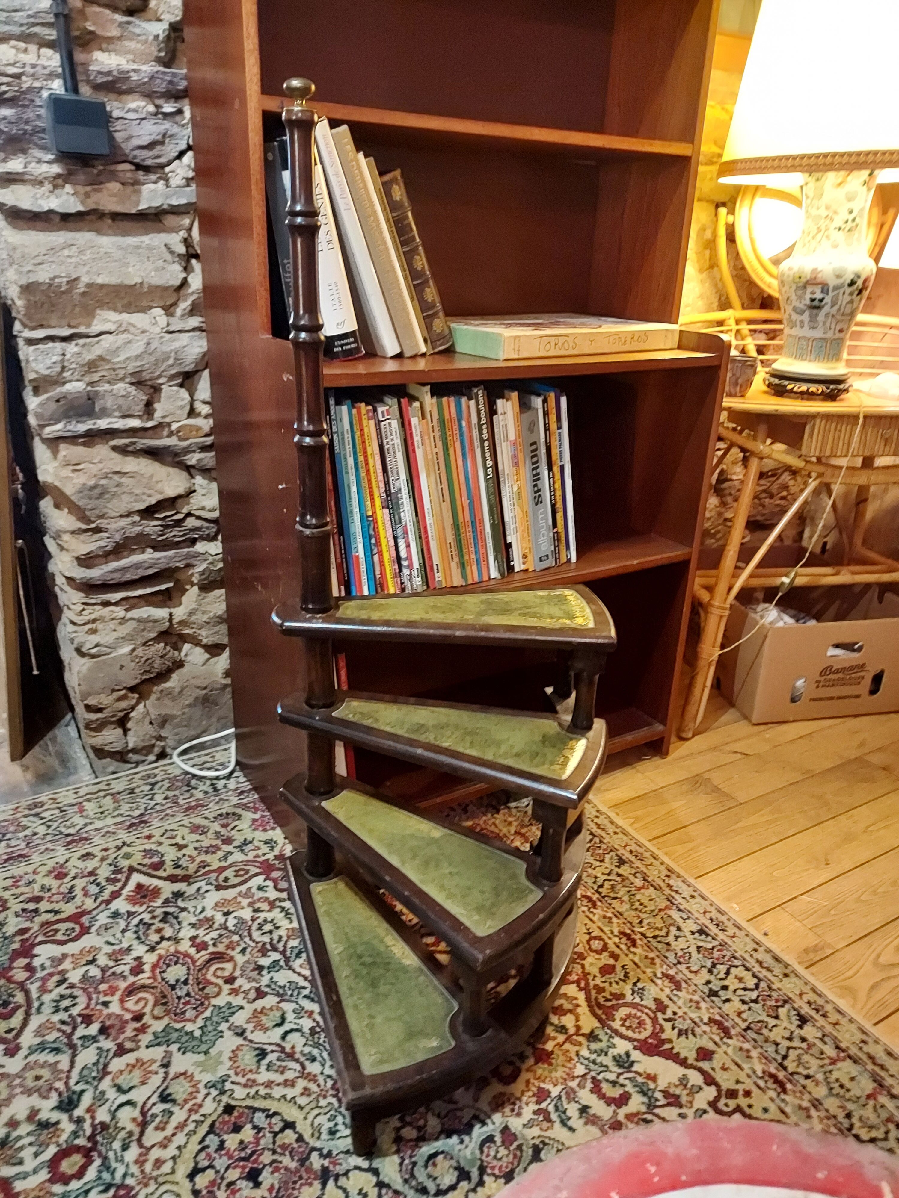 English bookcase ladder