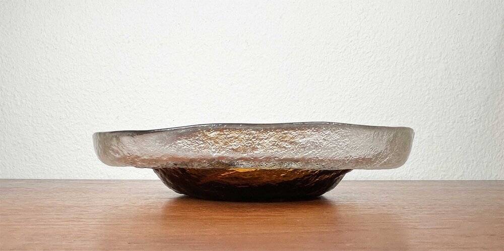 Mid-century Finnish glass bowl by Pertti Santalahti for Humppila, 1960s, set of 2.