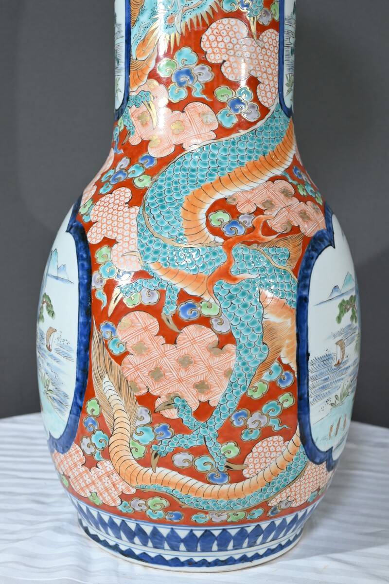 Important Arita Vase, Meiji era, Japan – Late 19th century