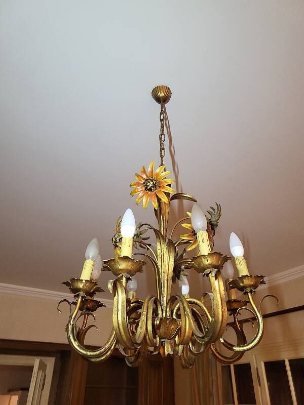 Set of painted metal chandeliers with flower decor