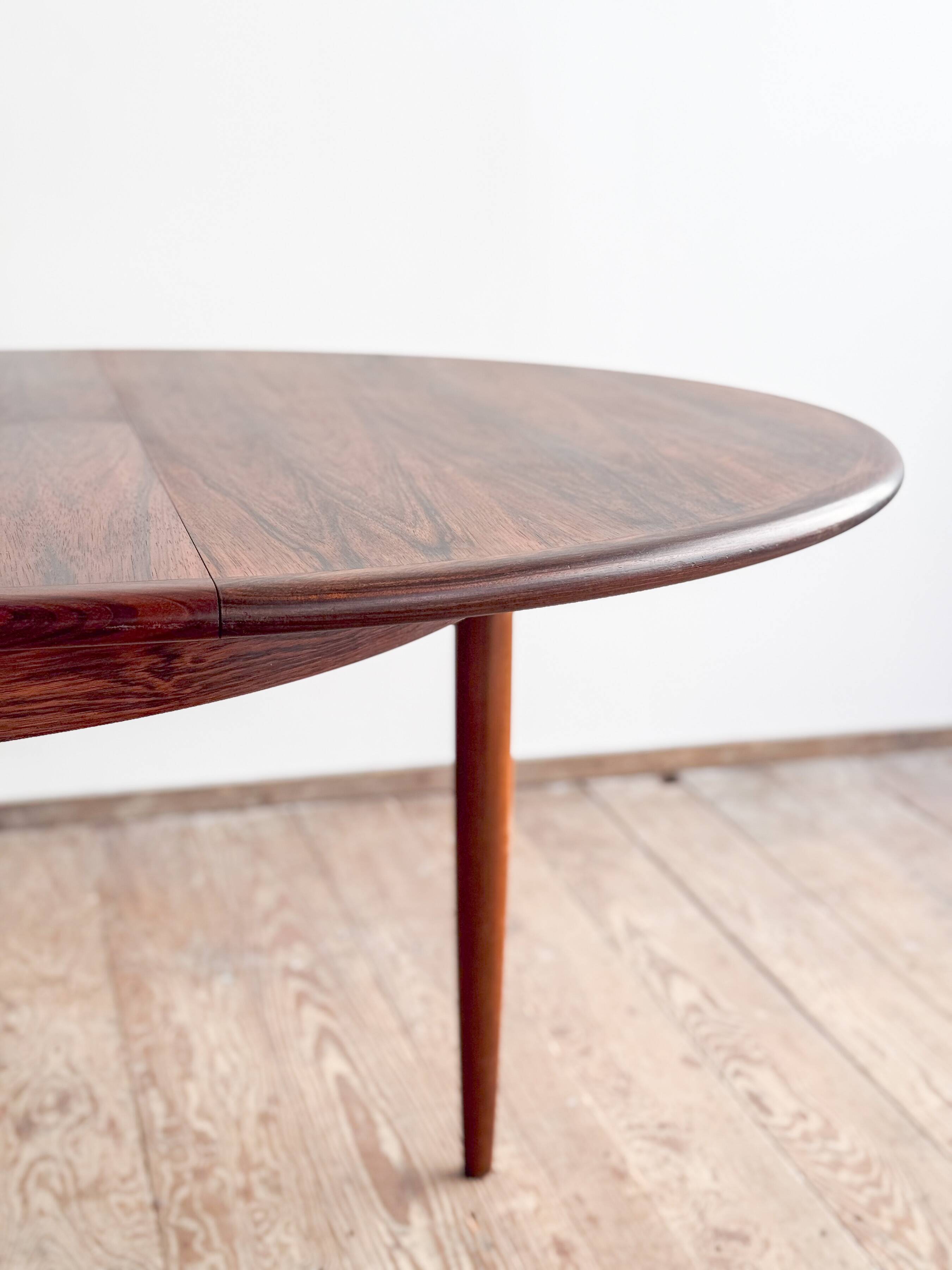 Table à manger danoise Mid-Century Modern en palissandre, Niels O. Møller