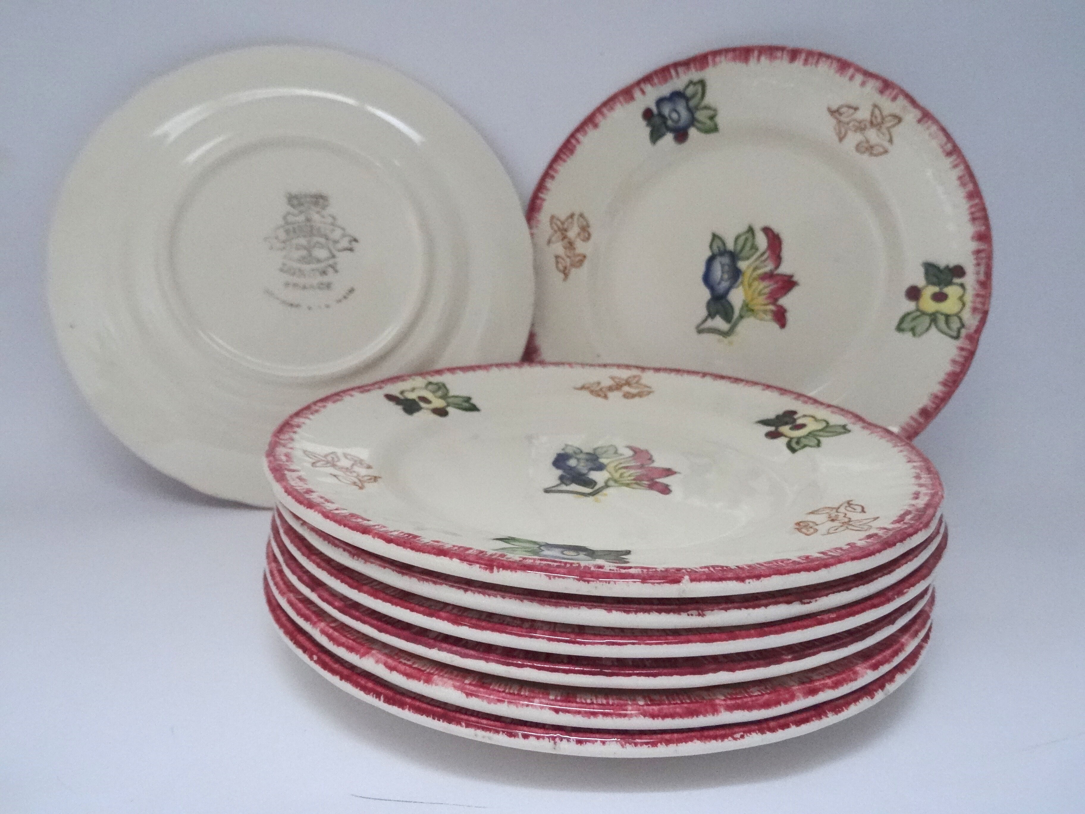 8 dessert plates Longwy Marseille