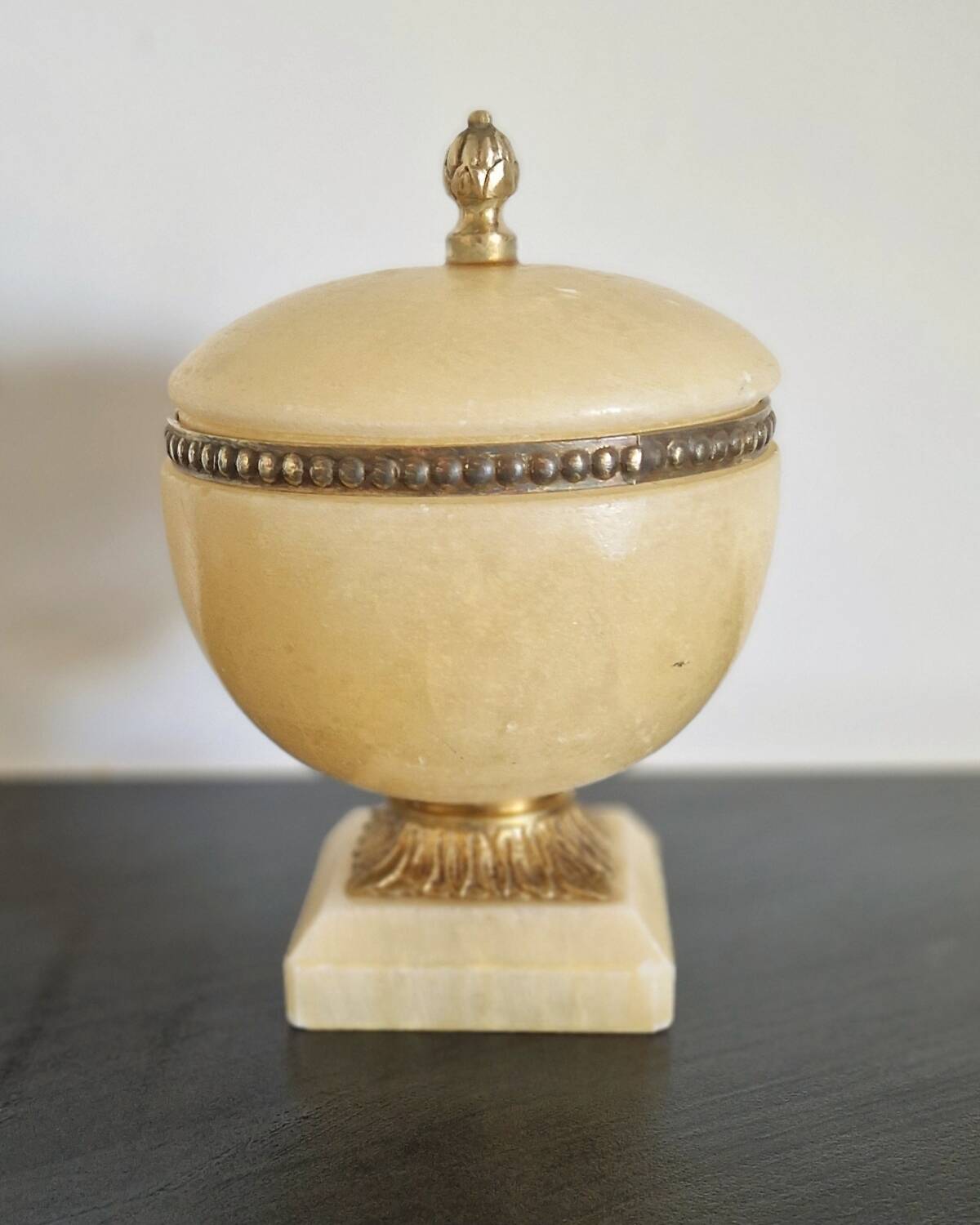 Empire style marble candy box