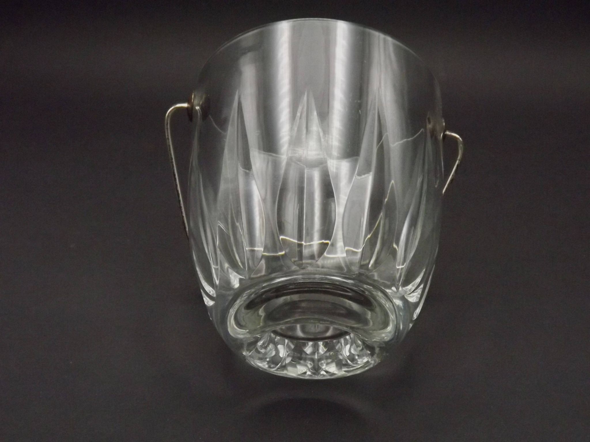 Vintage French heavy cut glass ice bucket with silver metal carry handle 4504.