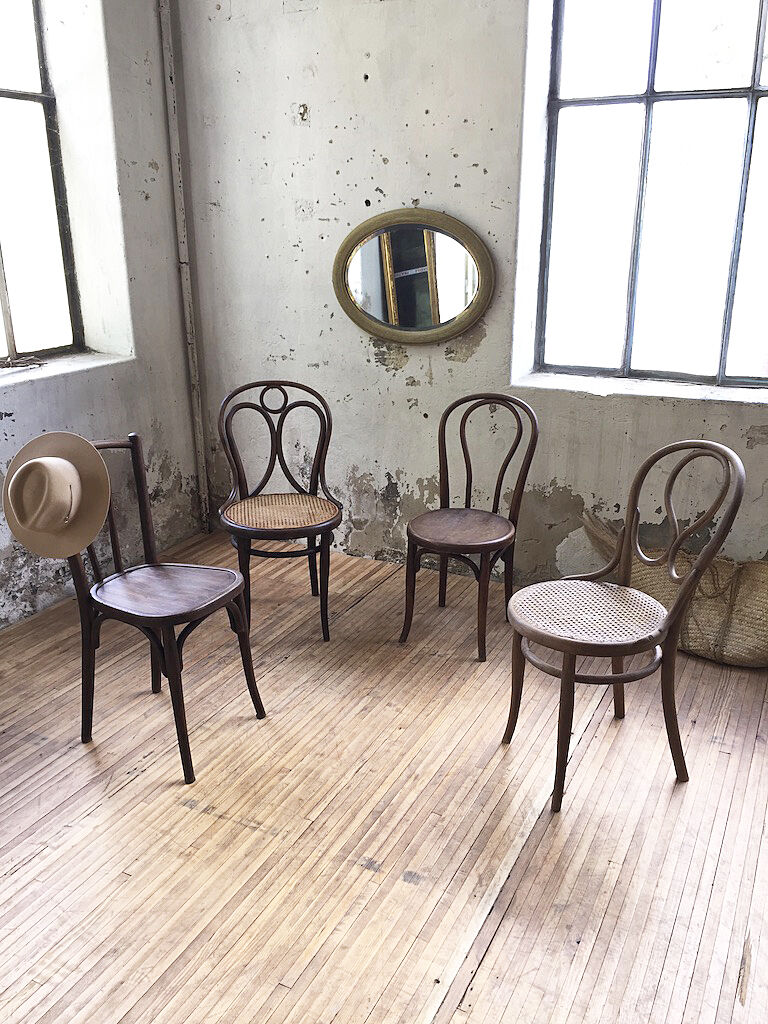 Lot 4 bistro chairs Thonet No.19, 20 & 208