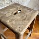 Tabouret d'atelier en bois brut