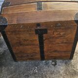 Malle en bois ancien