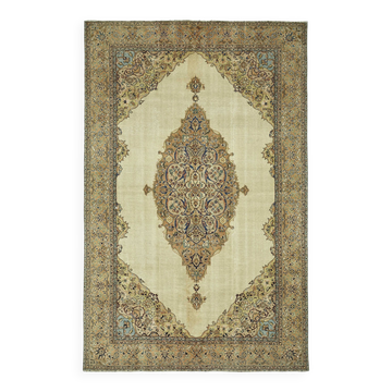 Turkish Wool Vintage Kayseri Rug 200 cm x 316 cm