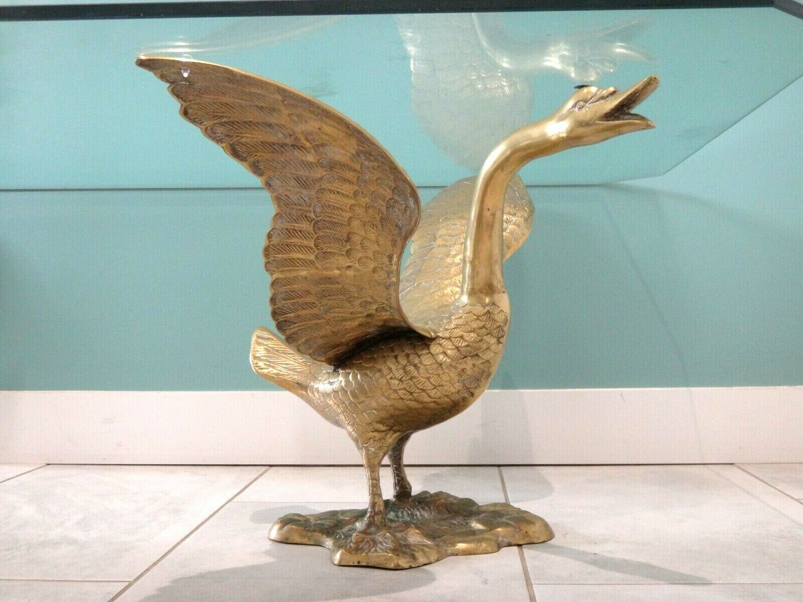 Coffee table swans hollywood regency swan brass design 1960