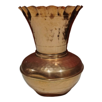 Vase en cuivre