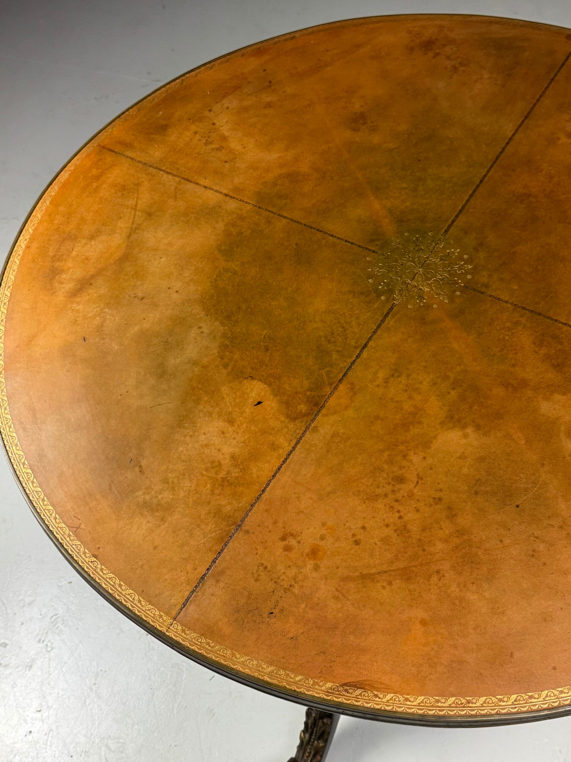 Table de centre Napoléon III, 19e siècle