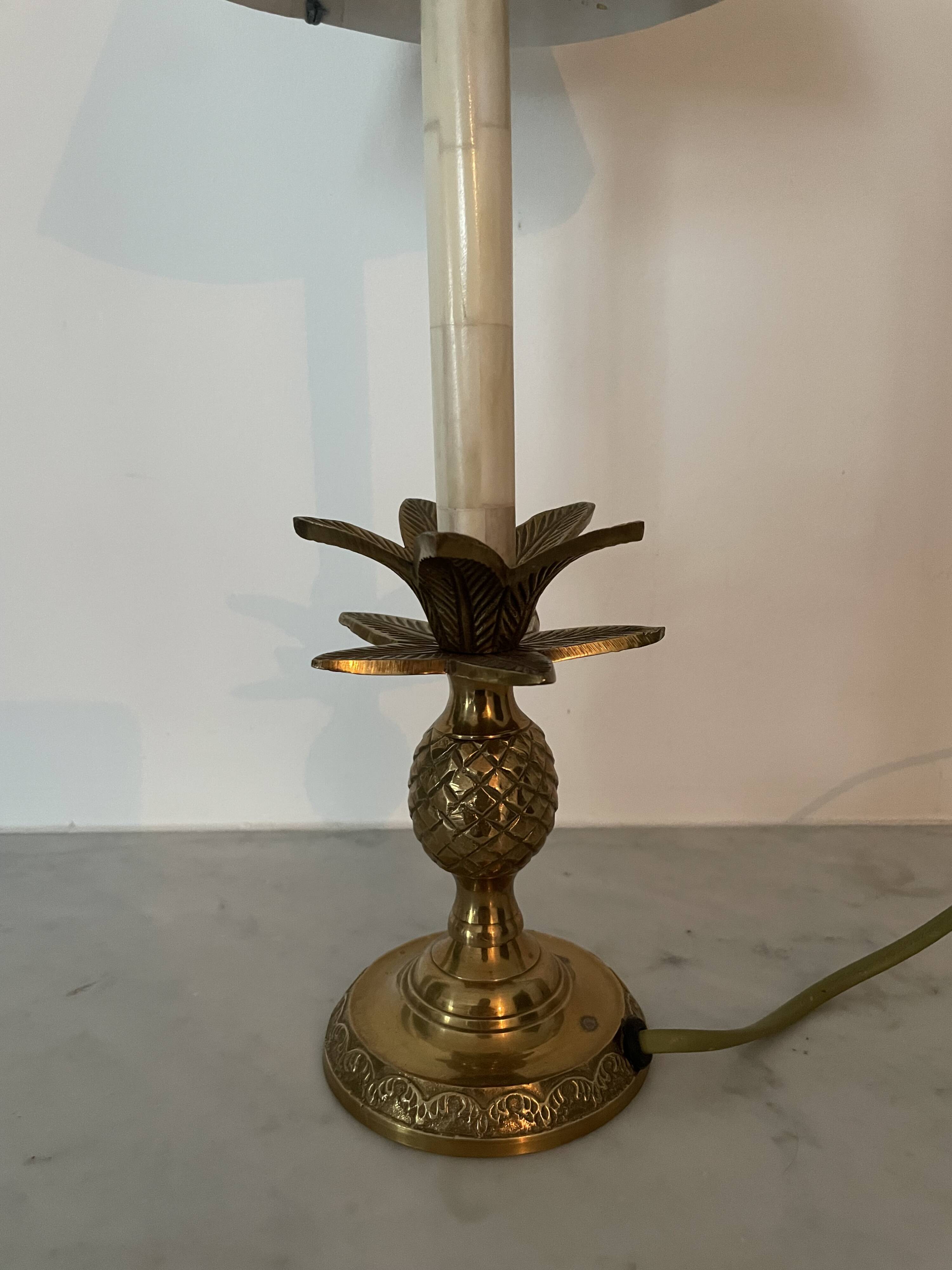 Candle holder lamp