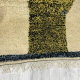 Handmade wool Berber rug 147 X 113 CM