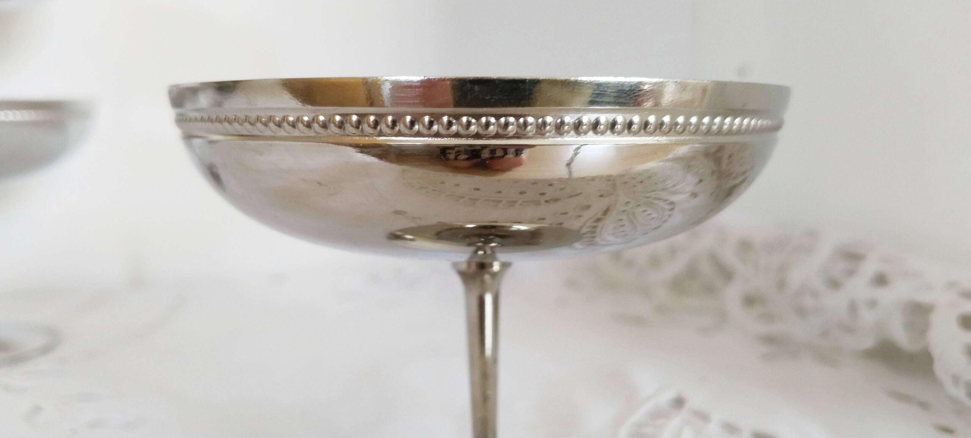 Ice cream or sorbet cups, set of 6, in 18/10 stainless steel (ref 24 / 25)