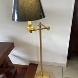 Floor lamp reader with articulated arm