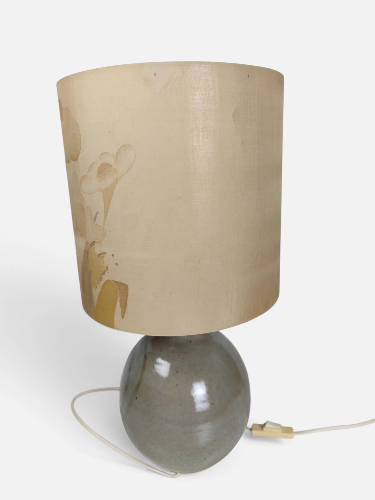 1970s table lamp in ceramic, signed, with a hand-painted silk shade.