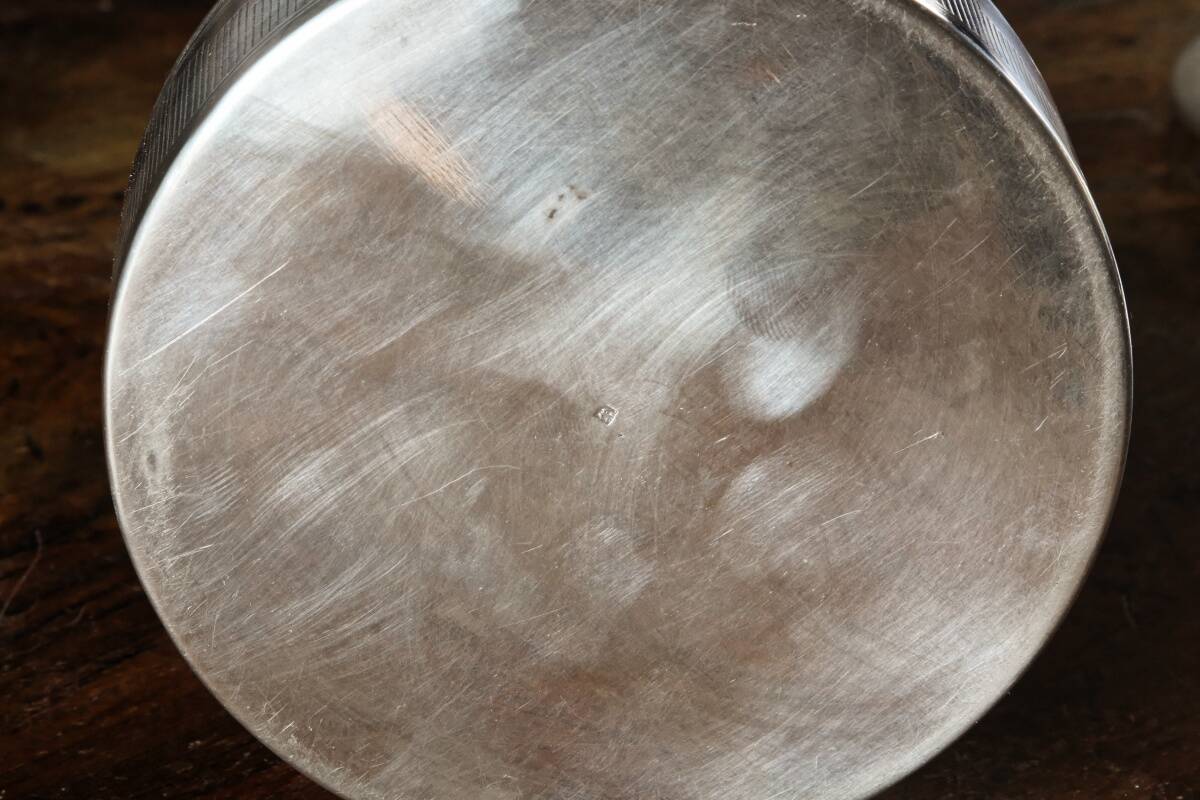 Circular silver-plated candy box, Art Deco period