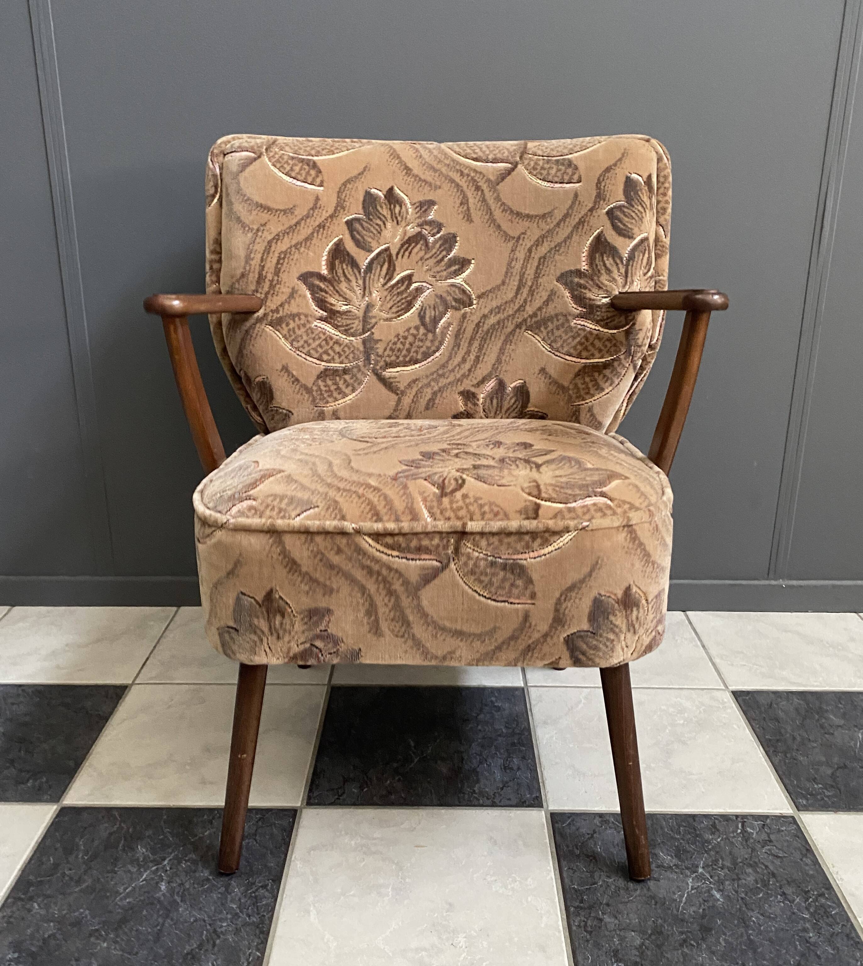 1960s floral print cocktail armchair with armrests